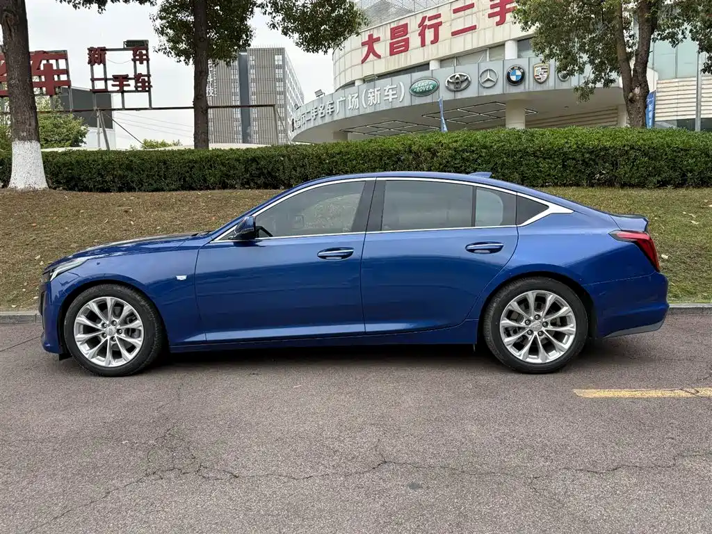 Cadillac CT5 2021 28T luxury model купить на сайте DeffCars