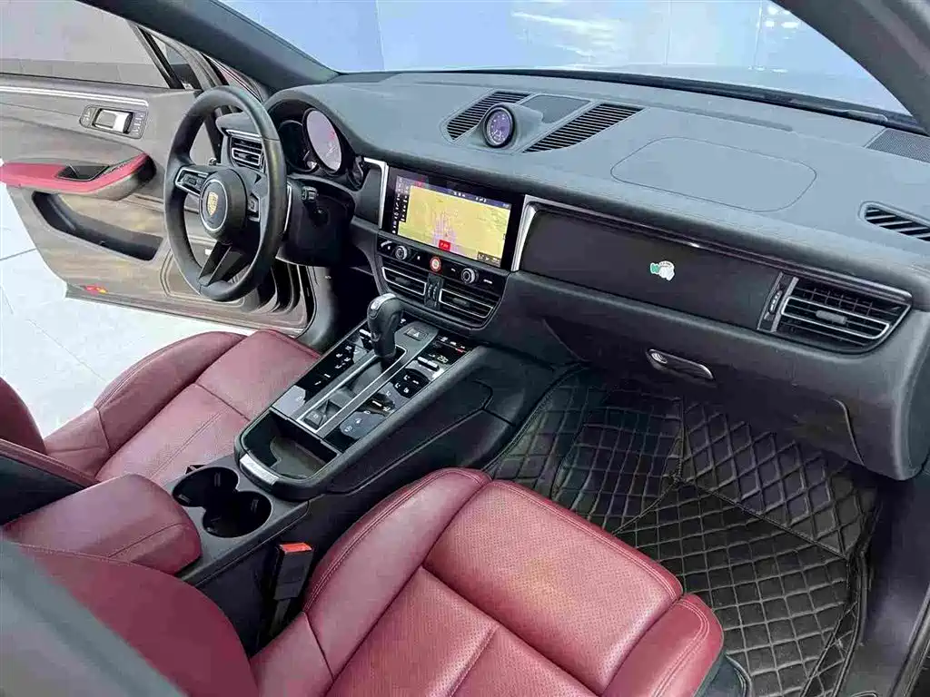 Macan 2023 Macan 2.0T купить на сайте DeffCars
