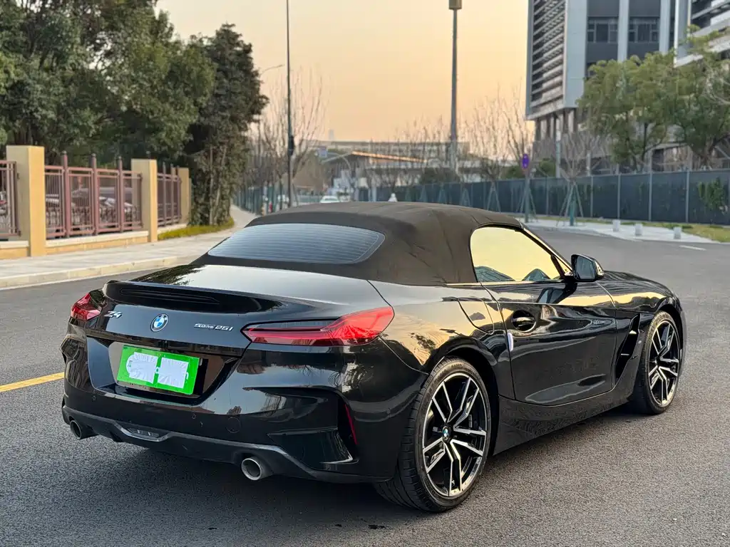 BMW Z4 2023 sDrive 25i M Sports Package купить на сайте DeffCars