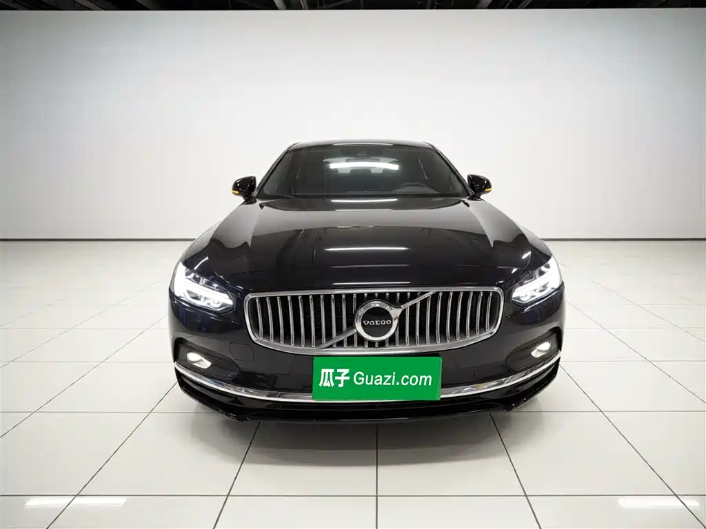 Volvo S90 2021 B5 Zhiya Luxury Edition купить на сайте DeffCars