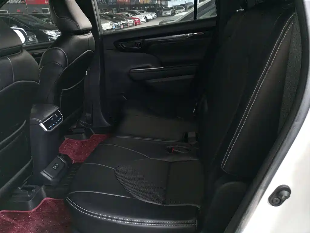 Crown Lufang 2021 2.5L HEV four-wheel drive elite version купить на сайте DeffCars