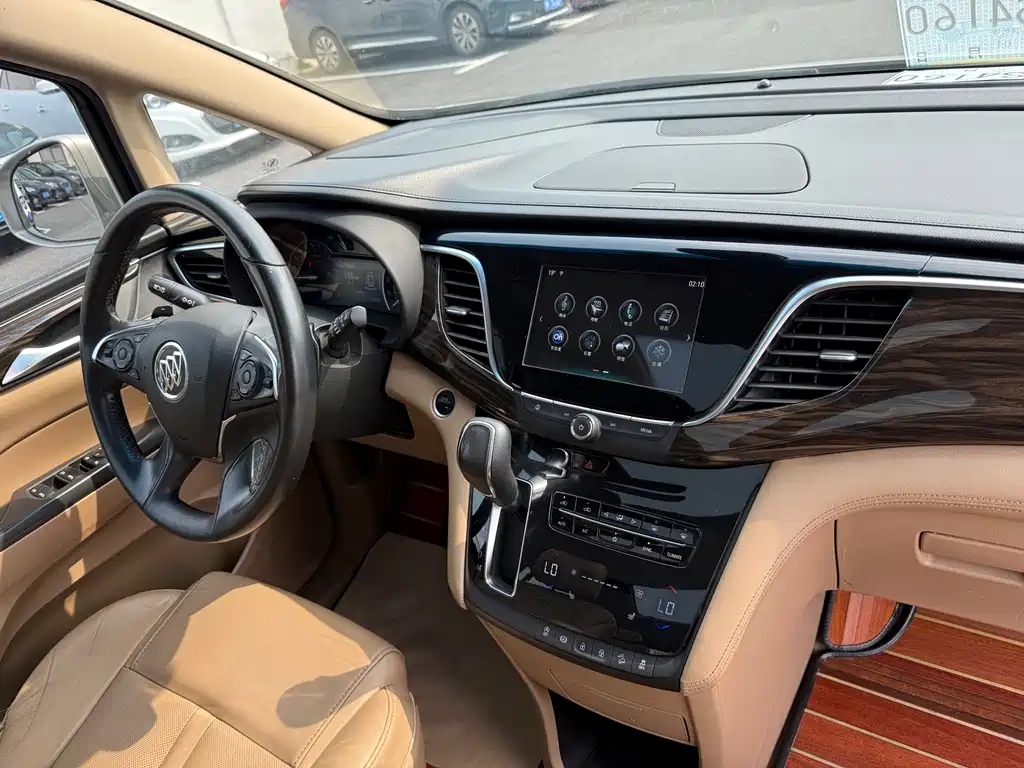 Buick GL8 2018 ES 28T luxury model National VI купить на сайте DeffCars