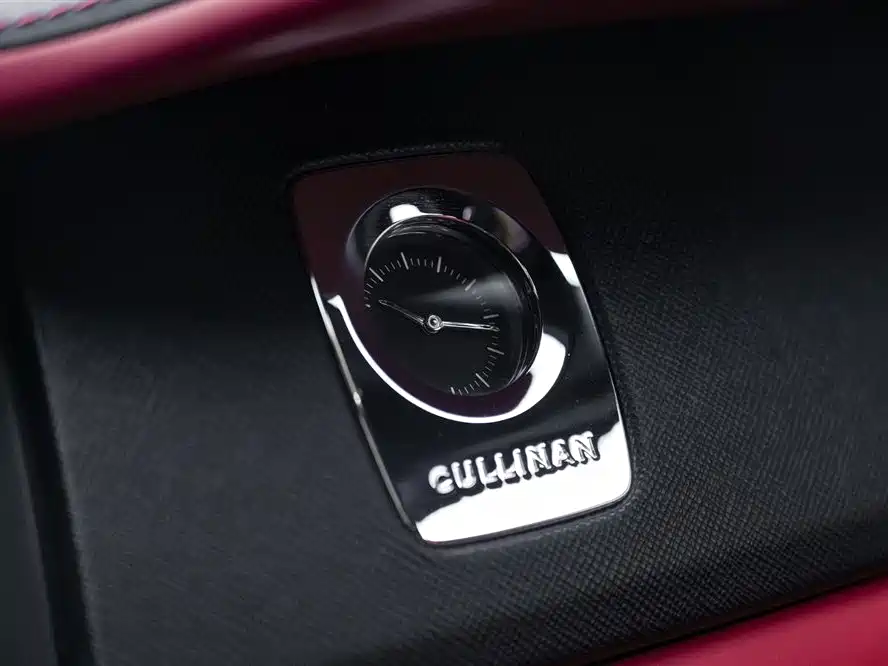 Cullinan 2018 four-seat version купить на сайте DeffCars
