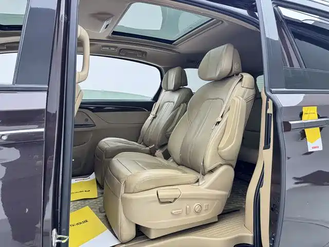 Buick GL8 2018 ES 28T flagship model National VI купить на сайте DeffCars