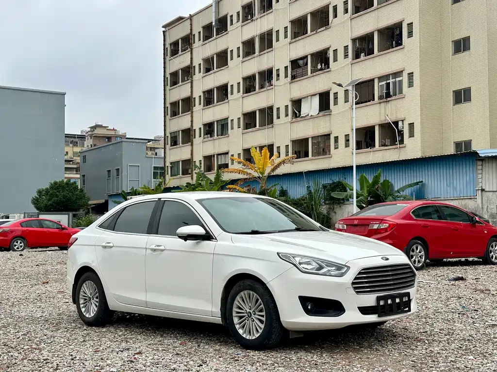 Escort 2017 1.5L automatic comfort model купить на сайте DeffCars