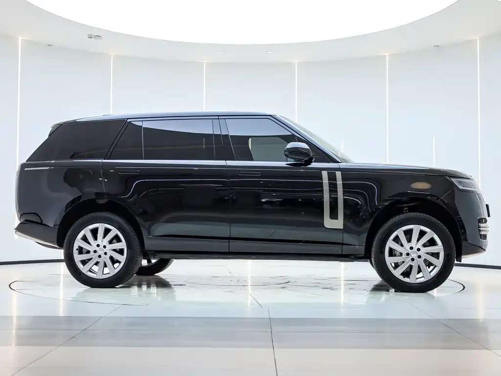 Range Rover 2024 3.0 L6 400PS Extended Edition, seven seats купить на сайте DeffCars