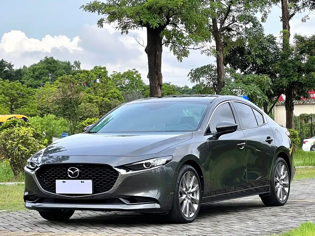 Mazda3 Angkesela 2021 2.0L Automatic Premium Edition купить на сайте DeffCars