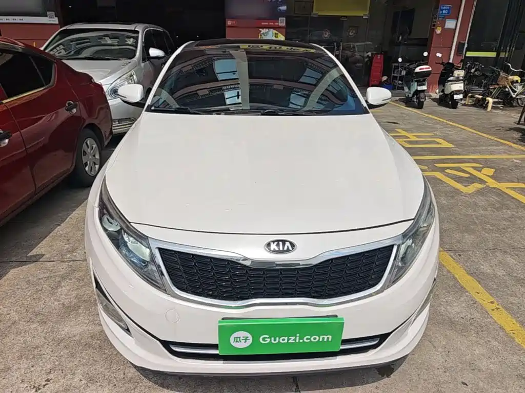 Kia K5 2015 2.0L automatic LUX купить на сайте DeffCars