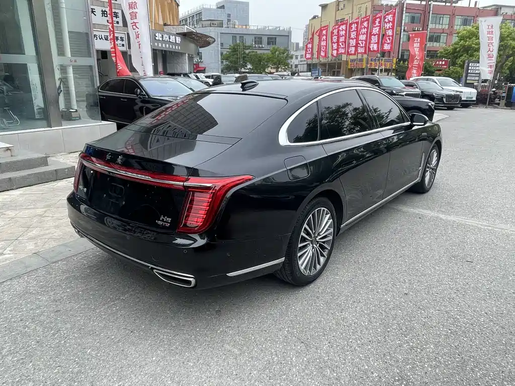 Hongqi H9 2022 2.0T Zhilian Qichang Edition купить на сайте DeffCars