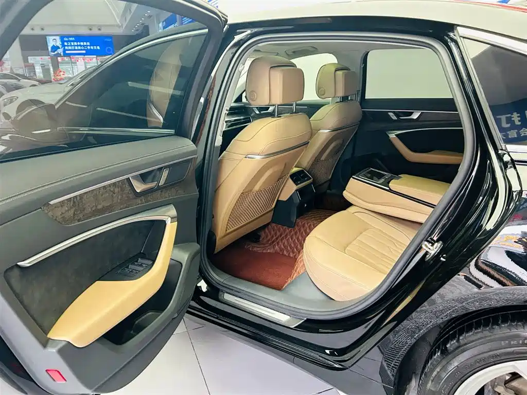 Audi A6L 2019 55 TFSI quattro exclusive and elegant model купить на сайте DeffCars