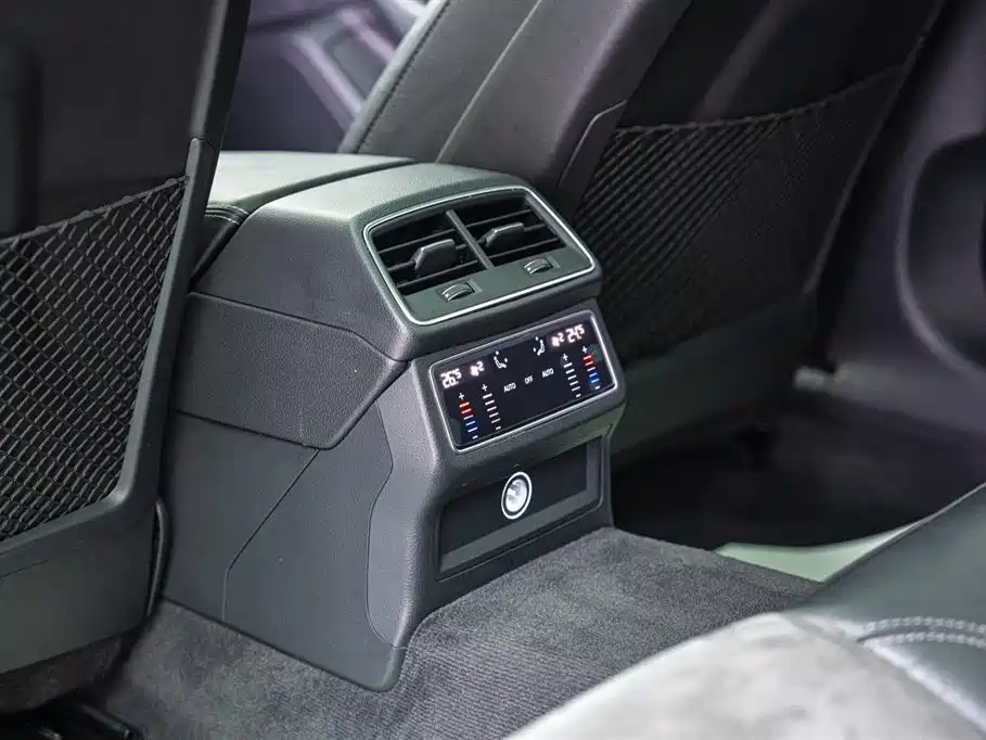 Audi A6L 2022 45 TFSI Premium Dynamic Model купить на сайте DeffCars