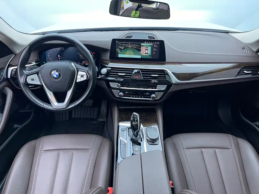 BMW 5 Series 2020 525Li Luxury Package купить на сайте DeffCars