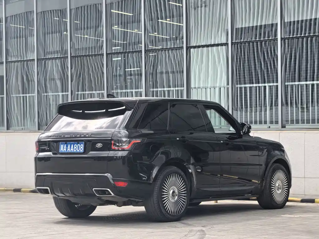 Range Rover Sport 2022 3.0 L6 Black Edition купить на сайте DeffCars