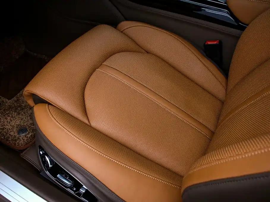 Audi A8 2012 A8L 6.3 FSI W12 quattro купить на сайте DeffCars