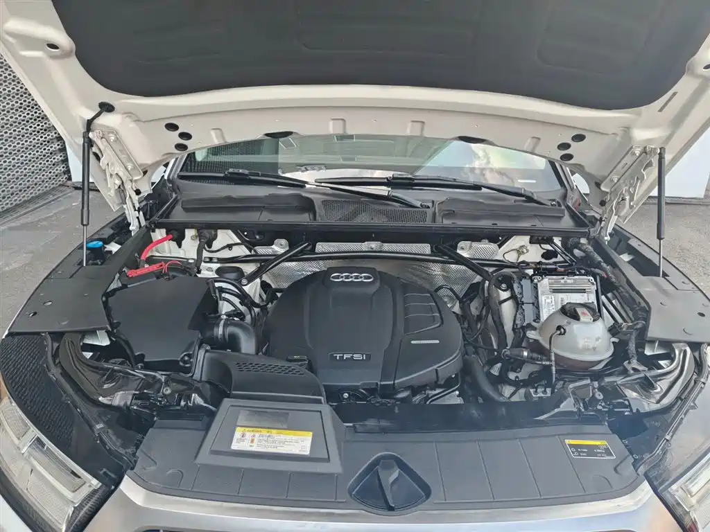 Audi Q5L 2018 40 TFSI enjoys fashionable style, National VI купить на сайте DeffCars