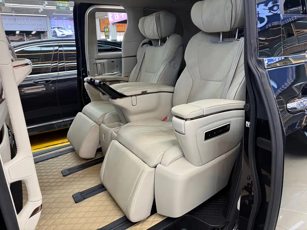 Lexus LM 2023 500h six-seater premium version купить на сайте DeffCars