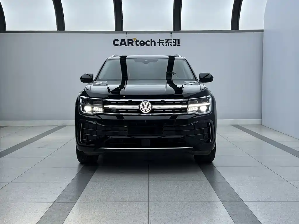 Touron 2023 Touron X facelift 380TSI four-wheel drive luxury version купить на сайте DeffCars