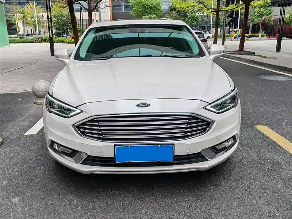 Mondeo 2017 EcoBoost 180 Luxury купить на сайте DeffCars