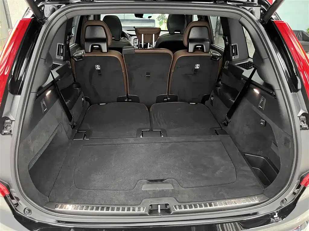 Volvo XC90 2022 B6 Zhiyi Luxury Edition 7 seats купить на сайте DeffCars