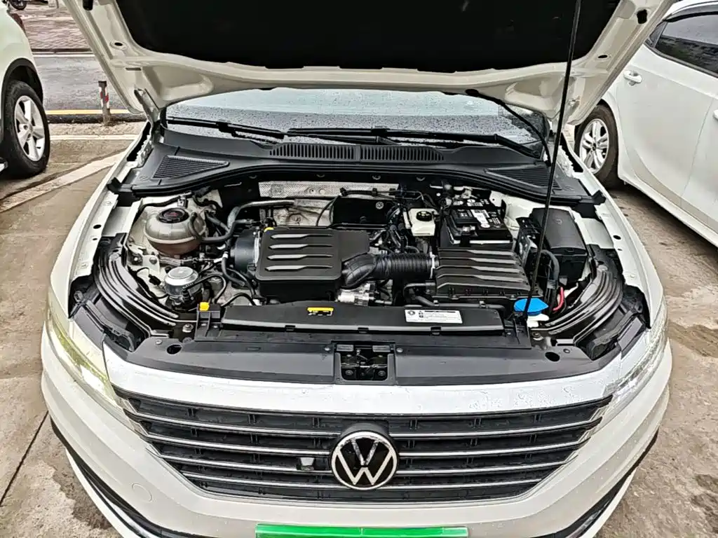 Lavida 2021 1.5L automatic comfort version купить на сайте DeffCars