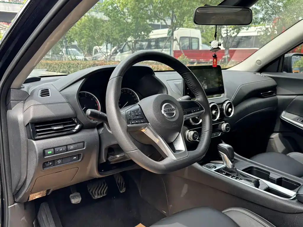 Sylphy 2021 1.6L XL CVT Enjoy Edition купить на сайте DeffCars
