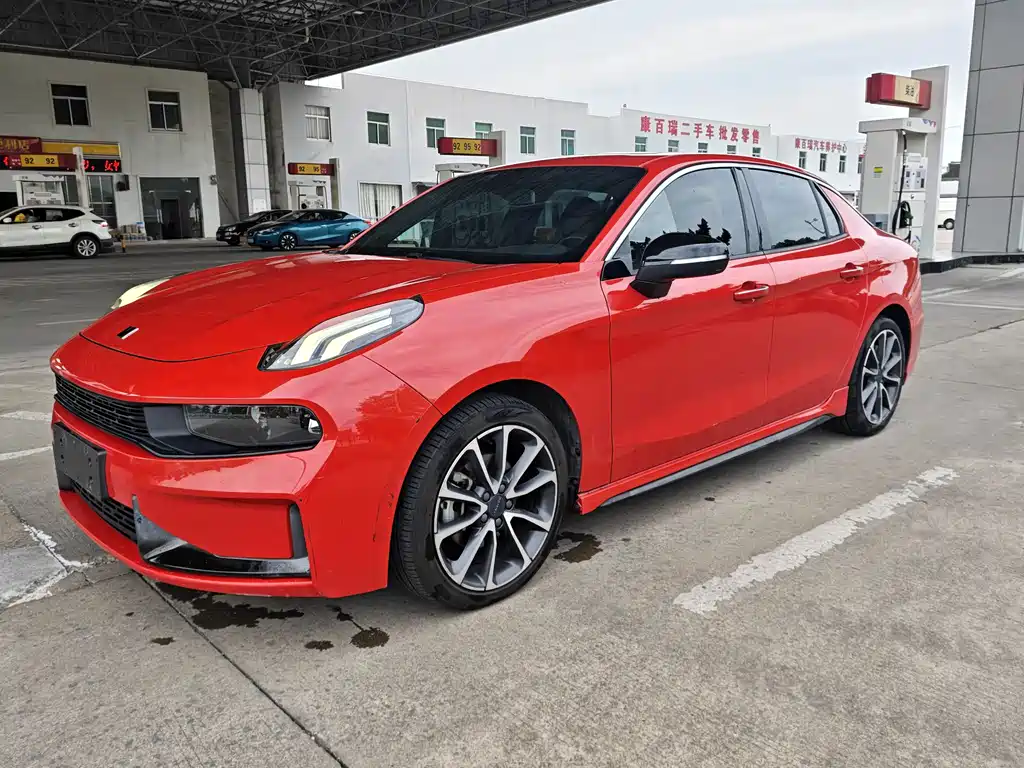 Lynk & Co 03 2019 2.0TD automatic version купить на сайте DeffCars