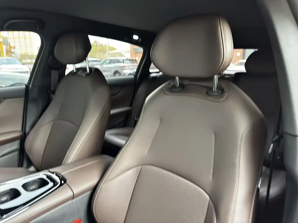 Changan Qiyuan A07 2025 extended range true fragrance version 230 luxury version купить на сайте DeffCars