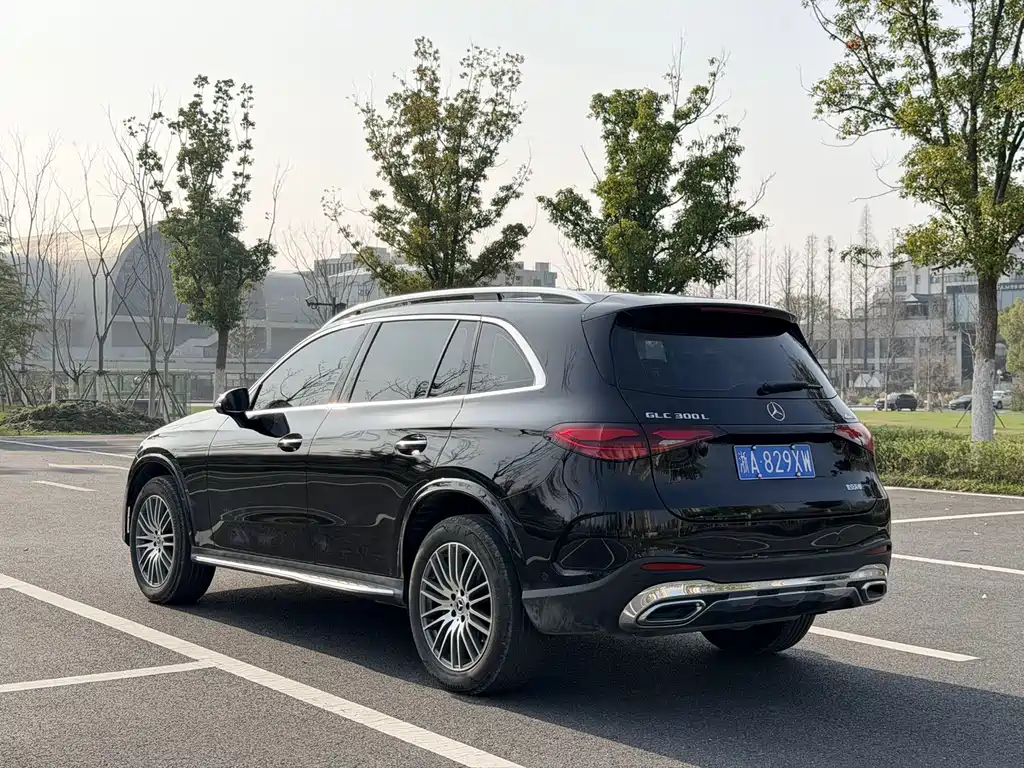 Mercedes-Benz GLC 2024 facelift GLC 300 L 4MATIC dynamic 7-seater купить на сайте DeffCars