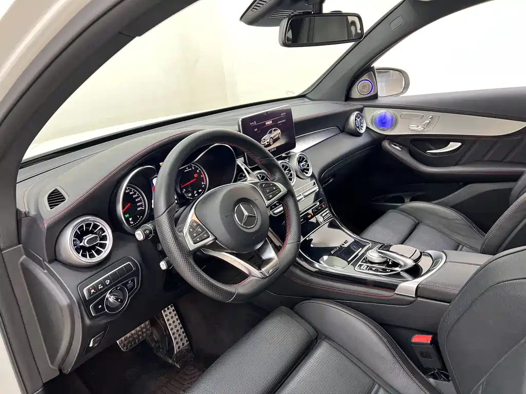 Mercedes-Benz GLC Coupe AMG 2017 AMG GLC 43 4MATIC Coupe SUV купить на сайте DeffCars
