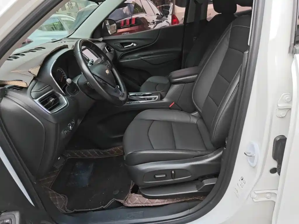 Equinox 2019 535T Automatic Circuit Edition Country VI купить на сайте DeffCars