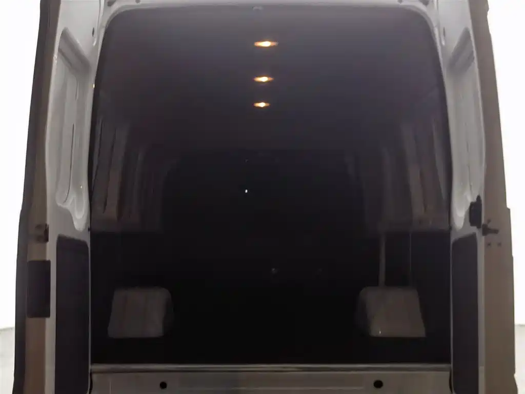 New generation Transit 2019 2.2T multifunctional extended axle mid-roof 3-seater National VI купить на сайте DeffCars