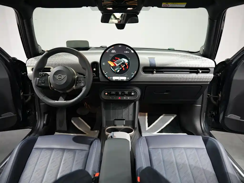 MINI 2025 2.0T COOPER S Artist Five-Door Edition купить на сайте DeffCars