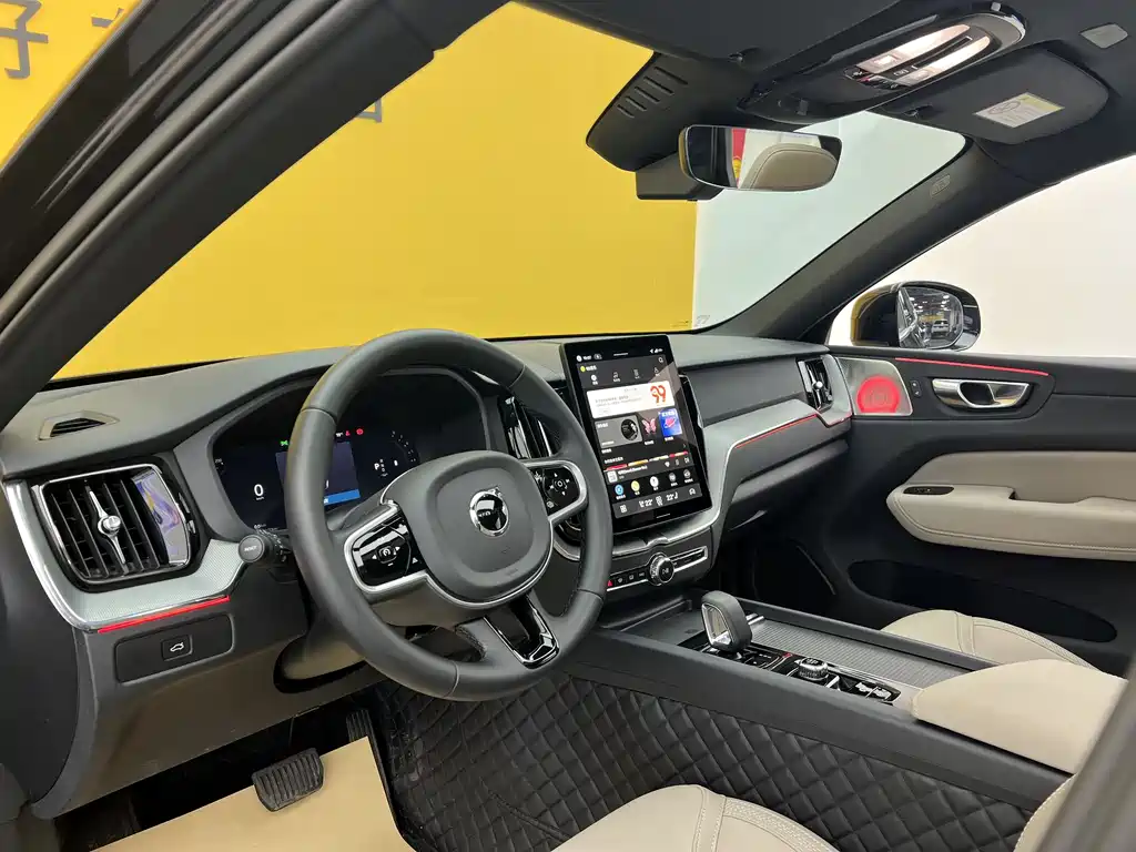 Volvo XC60 2026 B5 four-wheel drive Zhiyi Luxury Edition купить на сайте DeffCars