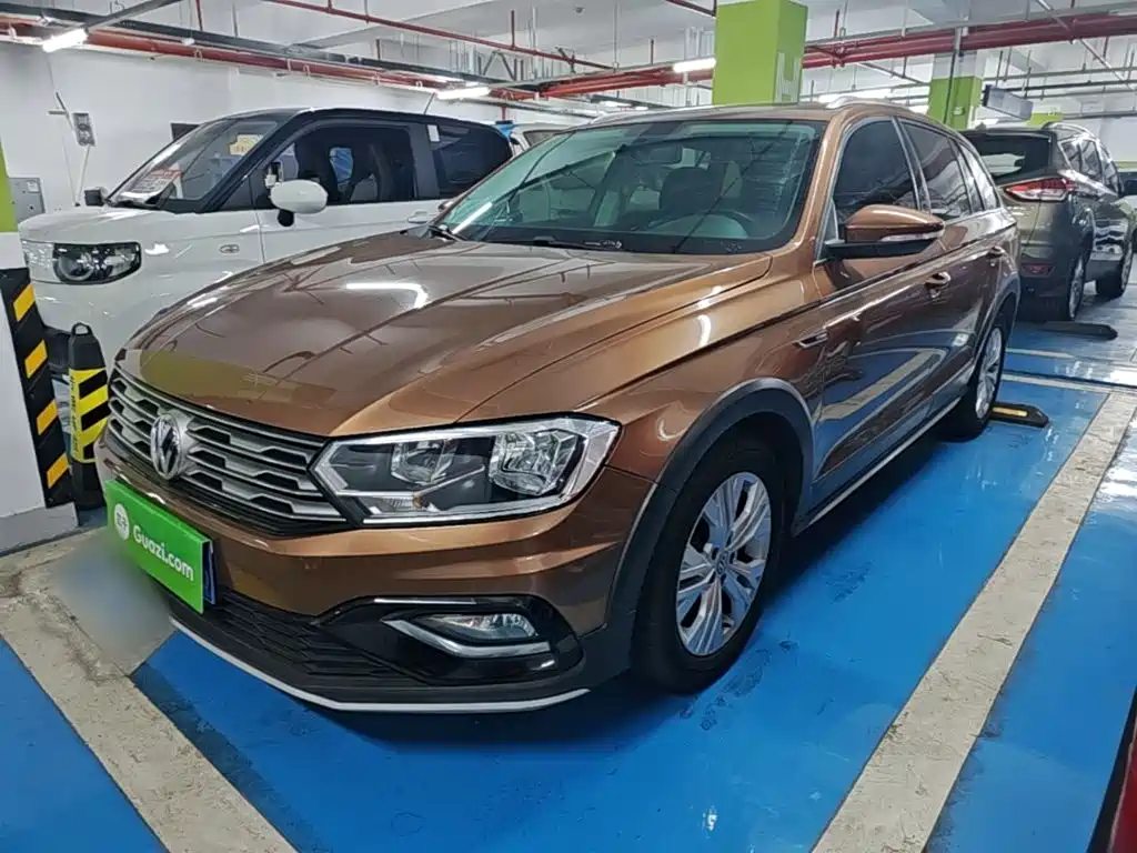 C-TREK 2017 1.6L Automatic Comfort Edition купить на сайте DeffCars