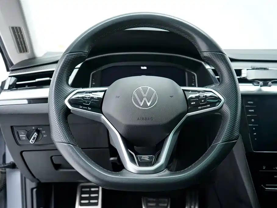 FAW-Volkswagen CC 2021 380TSI eye-catching version купить на сайте DeffCars