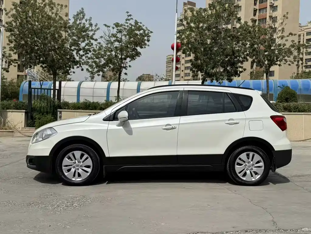 Fengyu 2015 1.6L CVT two-wheel drive aggressive model купить на сайте DeffCars