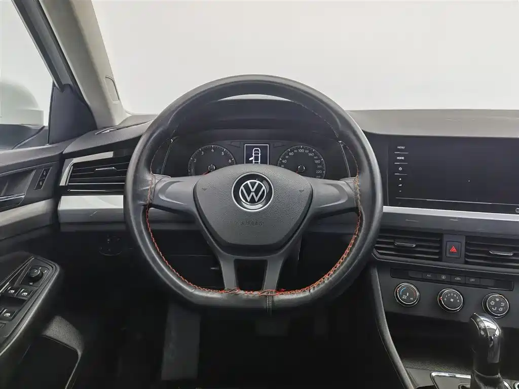 Bora 2021 1.5L automatic fashion smart connected version купить на сайте DeffCars