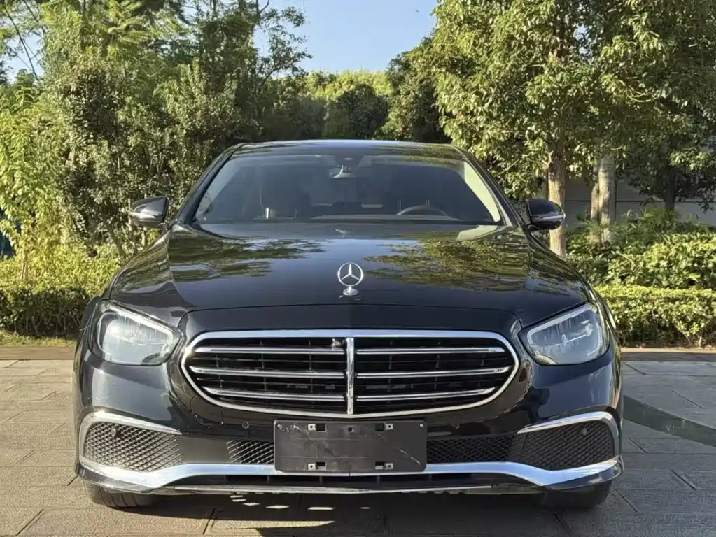 Mercedes-Benz E-Class 2023 E 300 L Luxury Model купить на сайте DeffCars