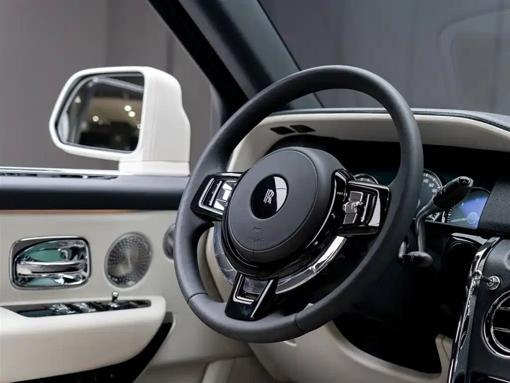 Cullinan 2018 four-seat version купить на сайте DeffCars