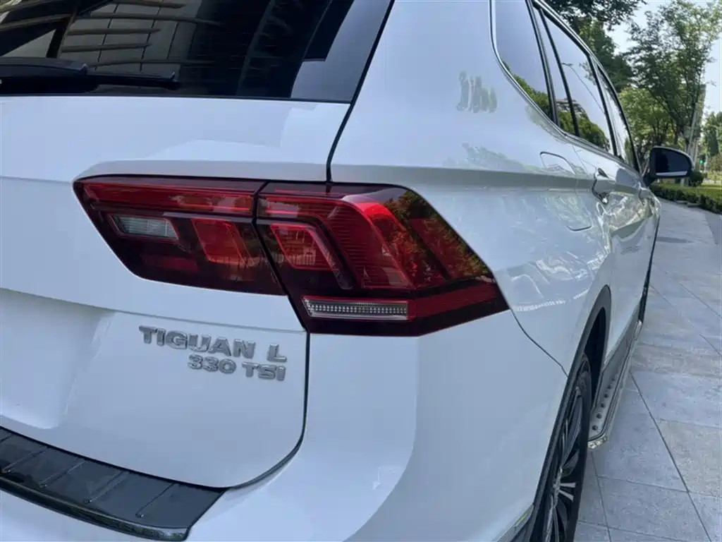 Tiguan L 2019 330TSI automatic two-wheel drive panoramic comfort version National VI купить на сайте DeffCars