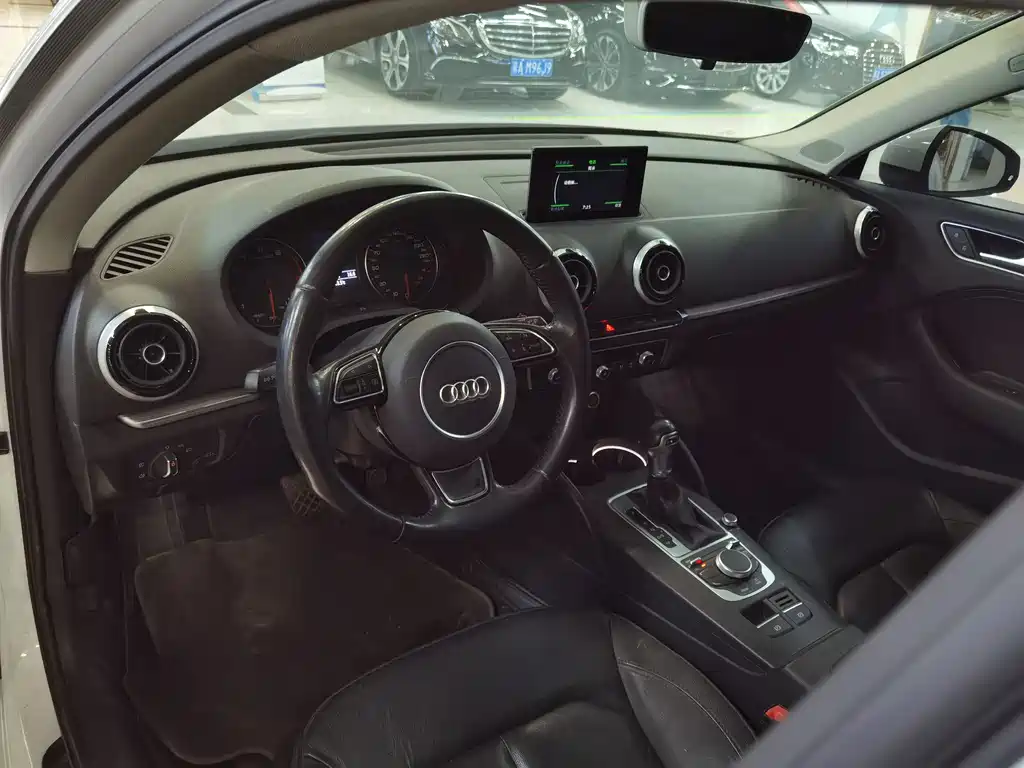 Audi A3 2016 Sportback 35 TFSI Fashion купить на сайте DeffCars