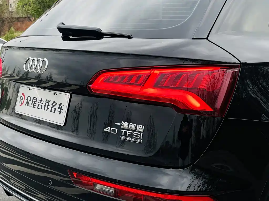 Audi Q5L 2018 40 TFSI enjoys fashionable style, National VI купить на сайте DeffCars