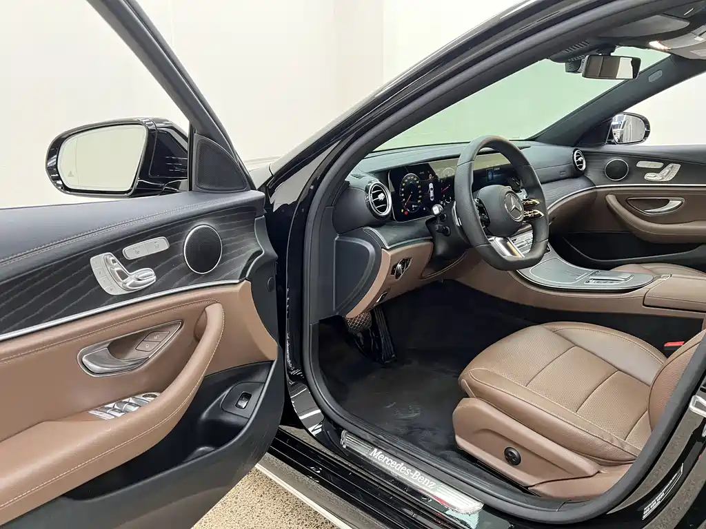 Mercedes-Benz E-Class 2021 E 300 L Sporty and Fashionable купить на сайте DeffCars