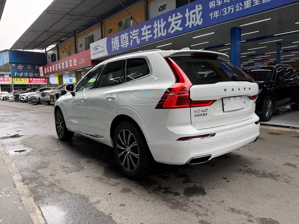 Volvo XC60 2018 T5 four-wheel drive Zhiya Luxury Edition купить на сайте DeffCars