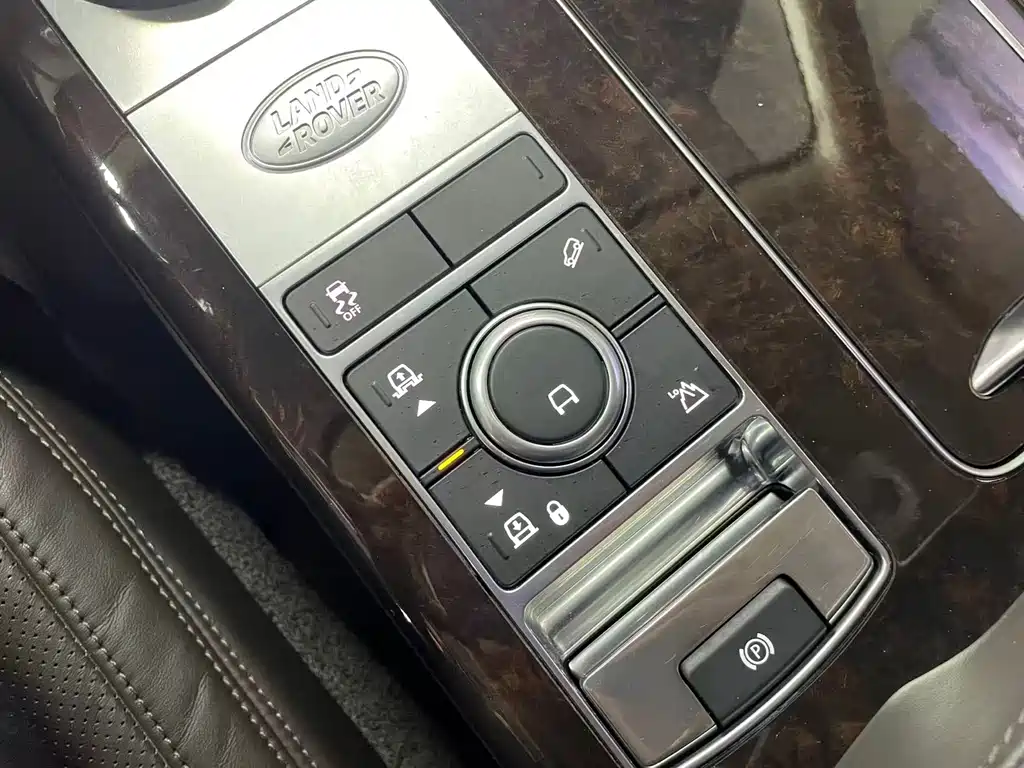 Range Rover 2020 3.0 L6 Legend Extended Edition купить на сайте DeffCars