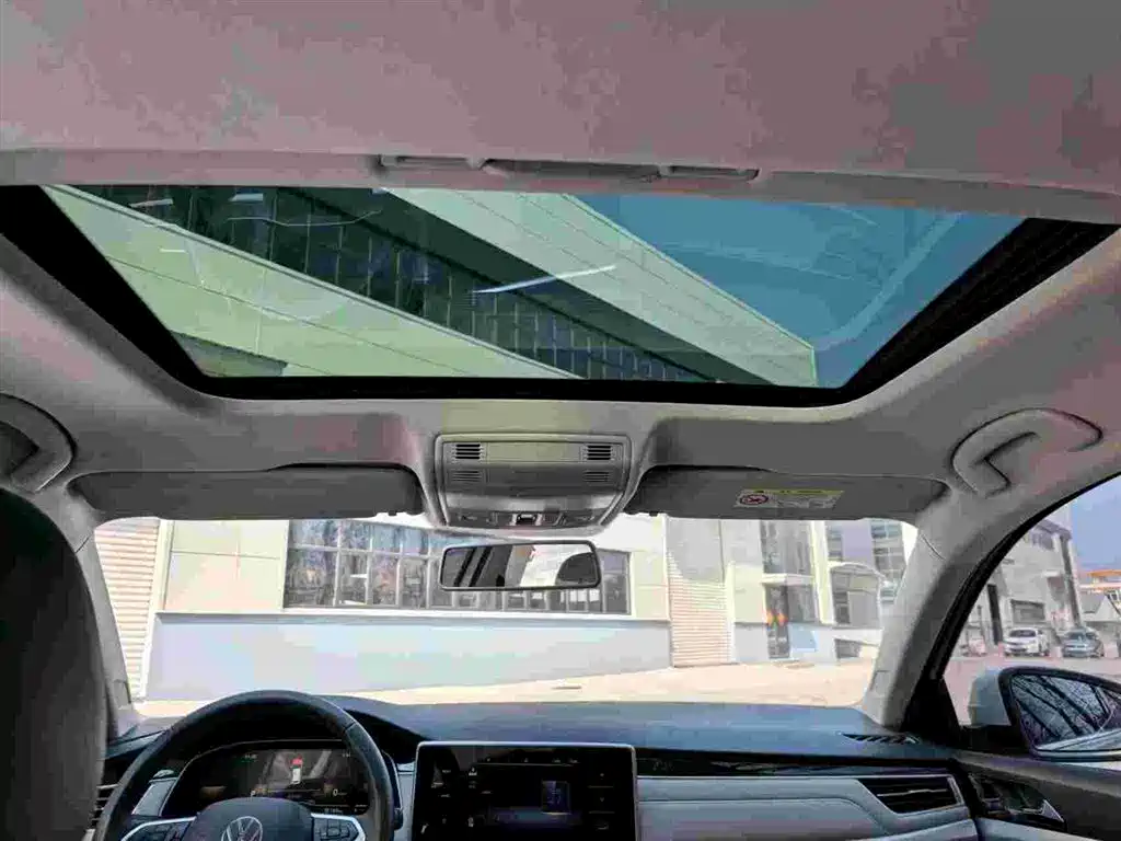 Bora 2023 200TSI DSG Smart Travel Edition купить на сайте DeffCars
