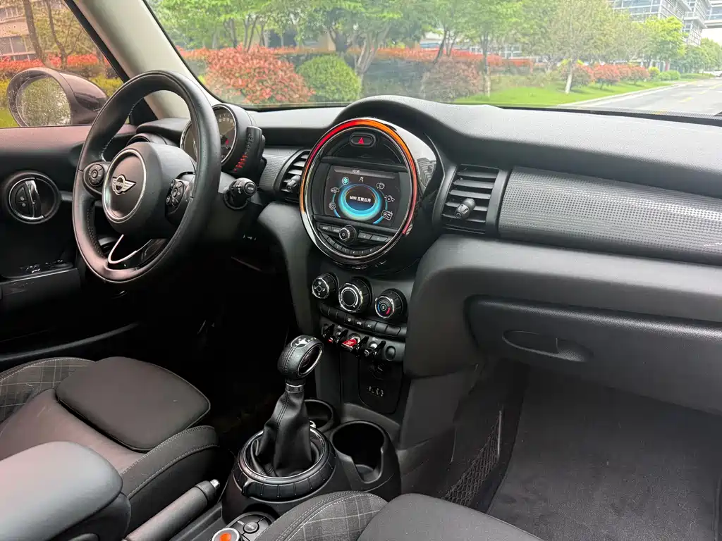 MINI 2016 1.5T COOPER купить на сайте DeffCars