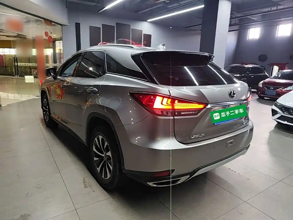 Lexus RX 2020 facelift 300 two-wheel drive elite version купить на сайте DeffCars