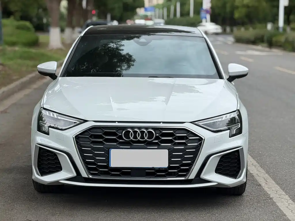 Audi A3 2022 A3L Limousine 35 TFSI Fashionable and Elegant купить на сайте DeffCars