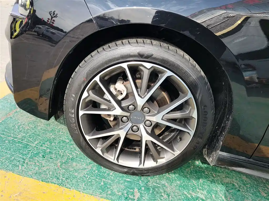 Lynk & Co 03 2021 1.5TD DCT Champion Edition купить на сайте DeffCars